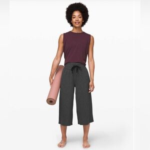 Lululemon Retreat Yourself Crop